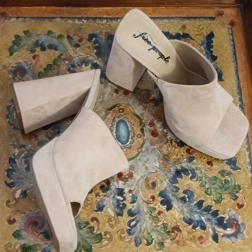 Free People Margo Suede Mules NWOT